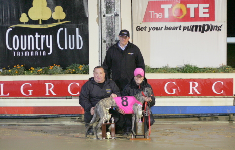 Ming Dynasty with trainer Susan Gittus, handler Shane Withers and LGRC secretary Richard Stamford
