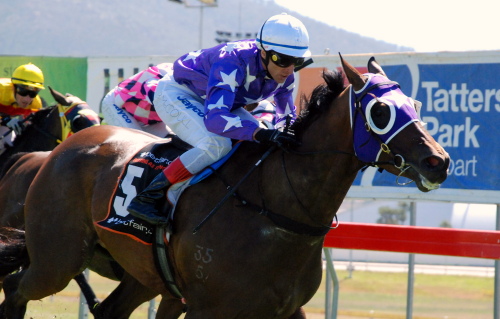 Moulin Rouge winning the Winzenberg Stakes in Hobart
