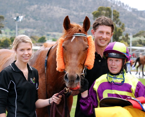 Annie's Gee with trainer Stuart Gandy and jockey Stephen Wilson after the win
