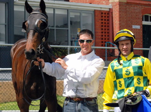 Danny Dazzler with trainer Stephen Lockhart and jockey Kelvin Sanderson
