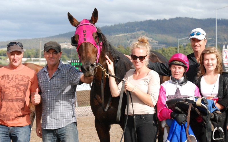 Savannah Cat and connections after Easter Cup win
