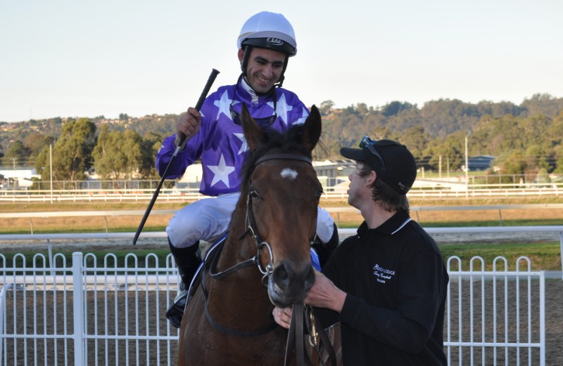 Arenzano (Ismail Toker) returns after winning at Devonport in record time (Photo courtesy of Greg Mansfield- Examiner)