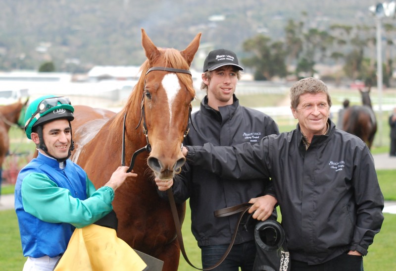 Innocent Gamble with trainer Barry Campbell (Right), strapper Shaun Hamer and apprentice Ismail Toker