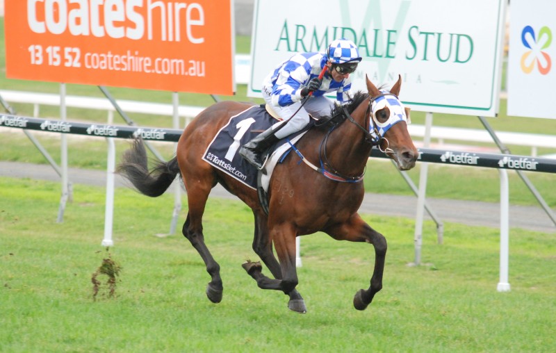 Admiral (Brendon McCoull) wins 2YO Sires Produce Stakes